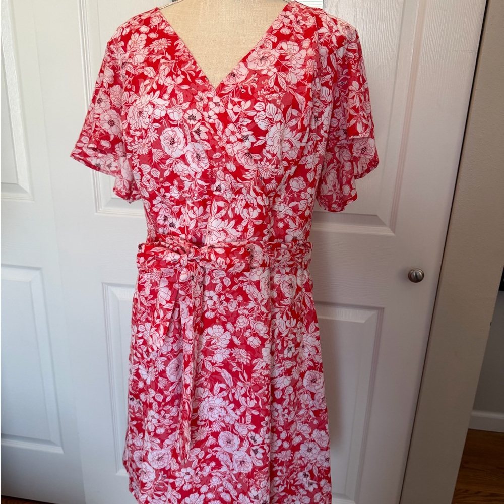 Lane Bryant Floral Red Wrap Dress Zip Back with Tie Flutter Sleeves